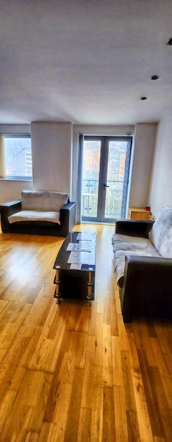 Shared Apartment - Walking From Leeds City Center Zewnętrze zdjęcie