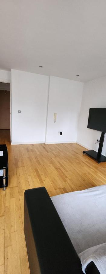 Shared Apartment - Walking From Leeds City Center Zewnętrze zdjęcie