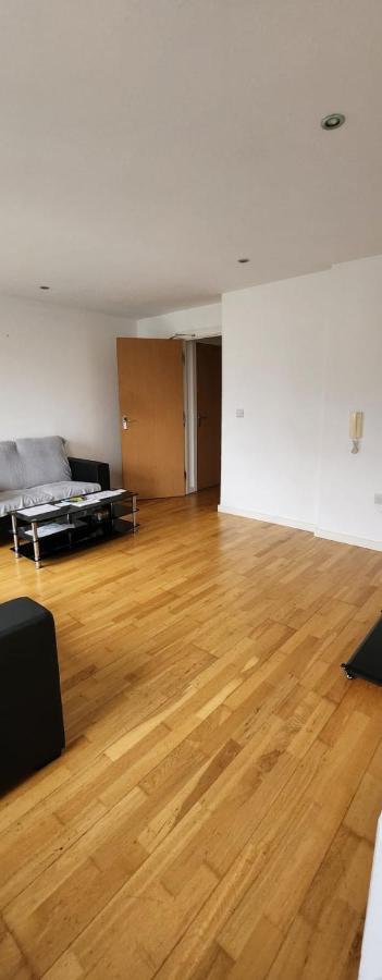 Shared Apartment - Walking From Leeds City Center Zewnętrze zdjęcie